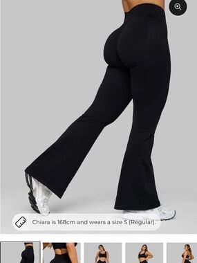 High-Waist Flared Leggings - Black